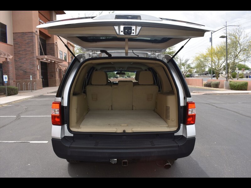 Used 2015 Ford Expedition XL image 21