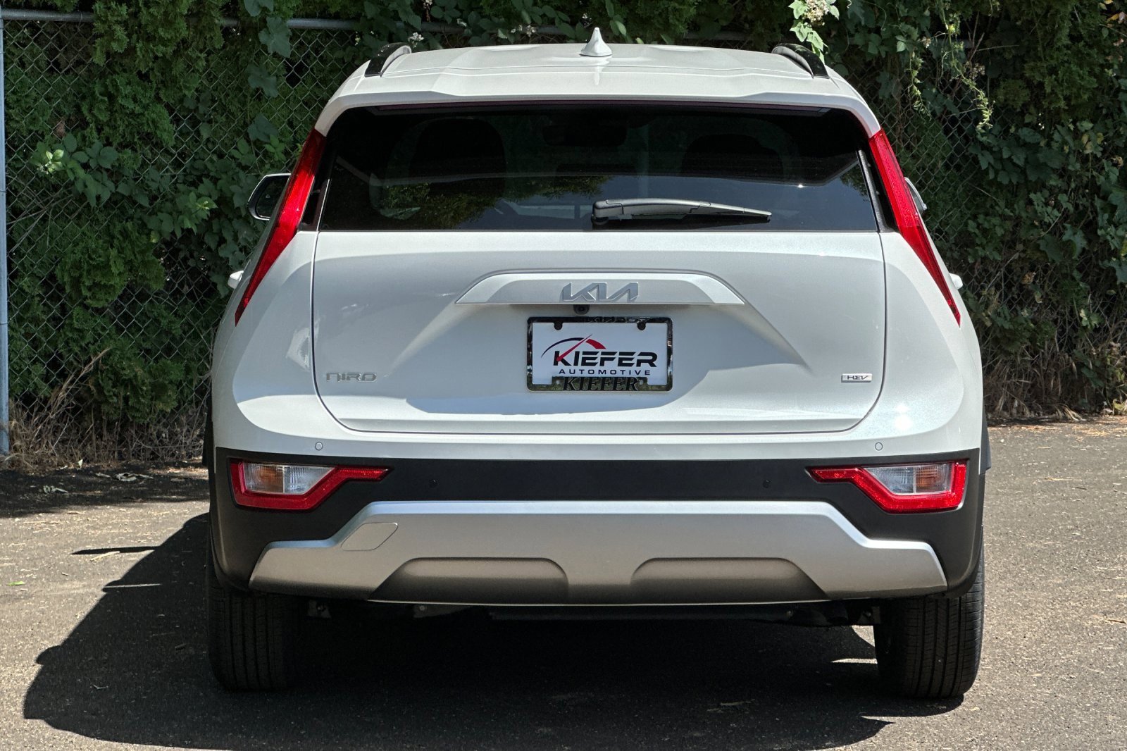 New 2025 Kia Niro EX image 4