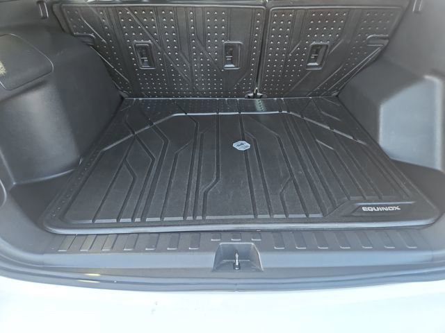 Used 2022 Chevrolet Equinox RS w/ LPO, Floor Liner Package image 22
