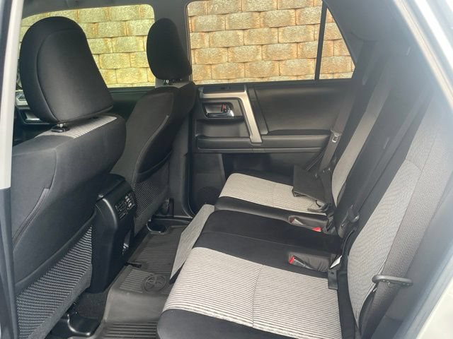 Used 2022 Toyota 4Runner SR5 AWD/4WD image 11