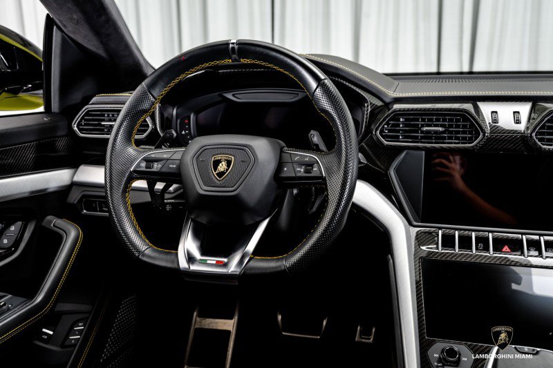 Used 2019 Lamborghini Urus image 33