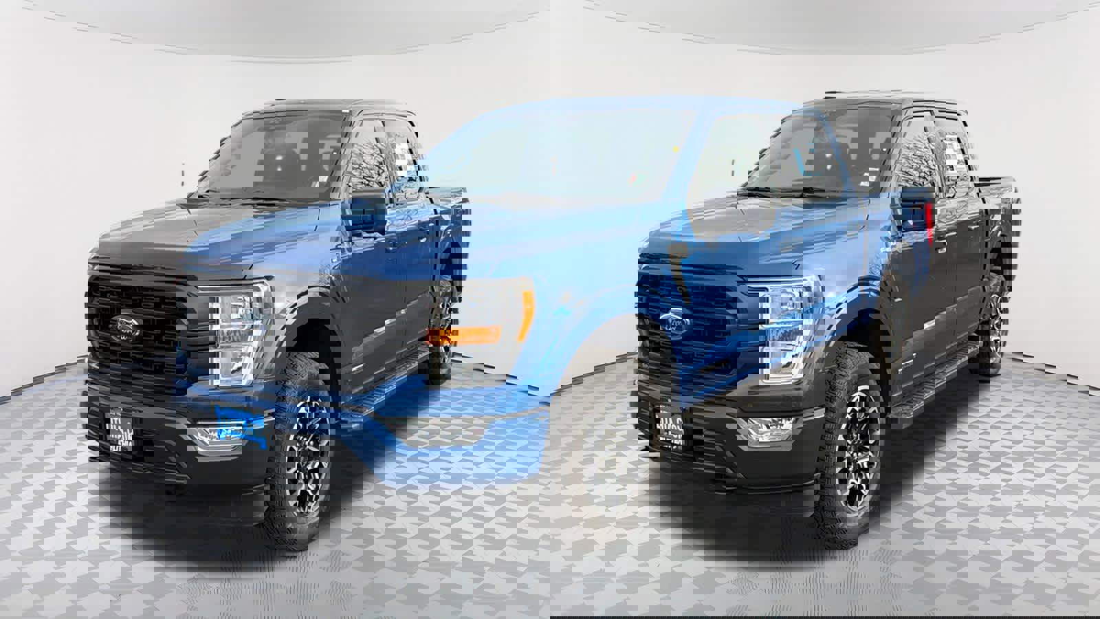 Used 2022 Ford F150 XLT w/ Equipment Group 301A Mid image 1