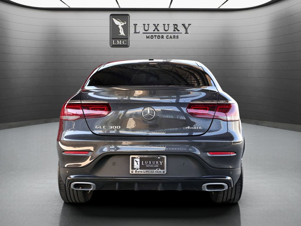 Used 2022 Mercedes-Benz GLC 300 4MATIC Coupe image 7