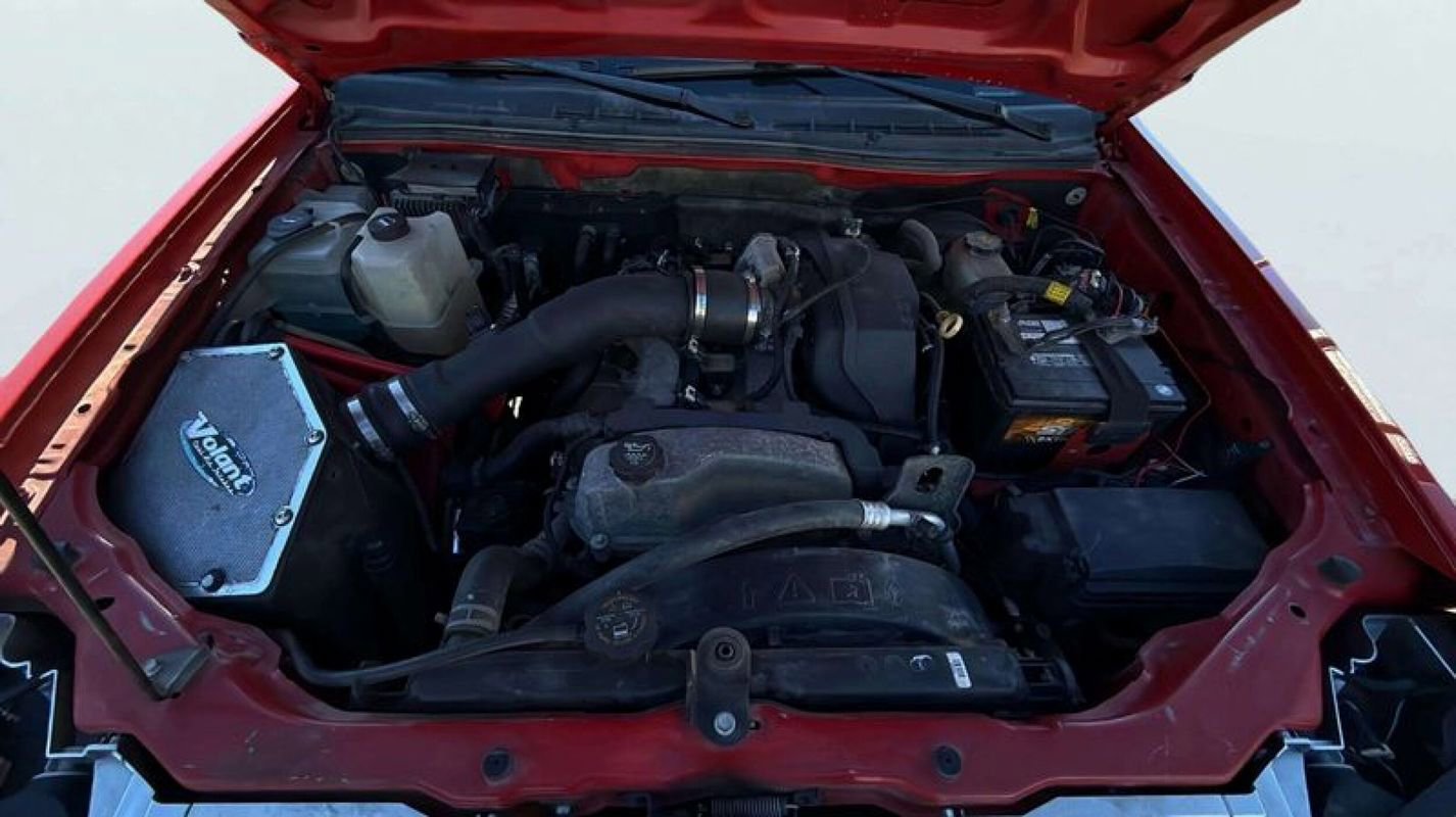 Used 2012 Chevrolet Colorado LT image 18