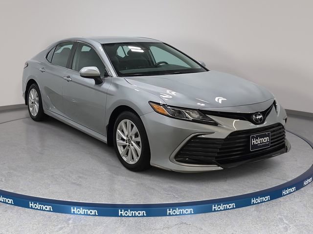 Certified 2023 Toyota Camry LE AWD/4WD image 3