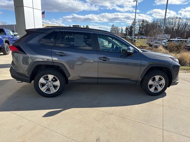 Used 2025 Toyota RAV4 XLE image 8