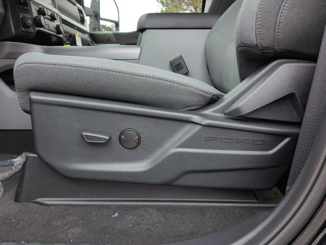New 2026 Ford F250 XLT w/ XLT Premium Package image 20
