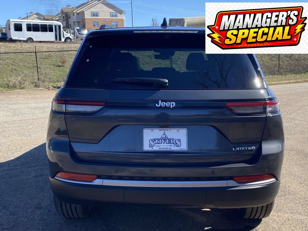 New 2026 Jeep Grand Cherokee Limited w/ Luxury Tech Group II RWD image 31