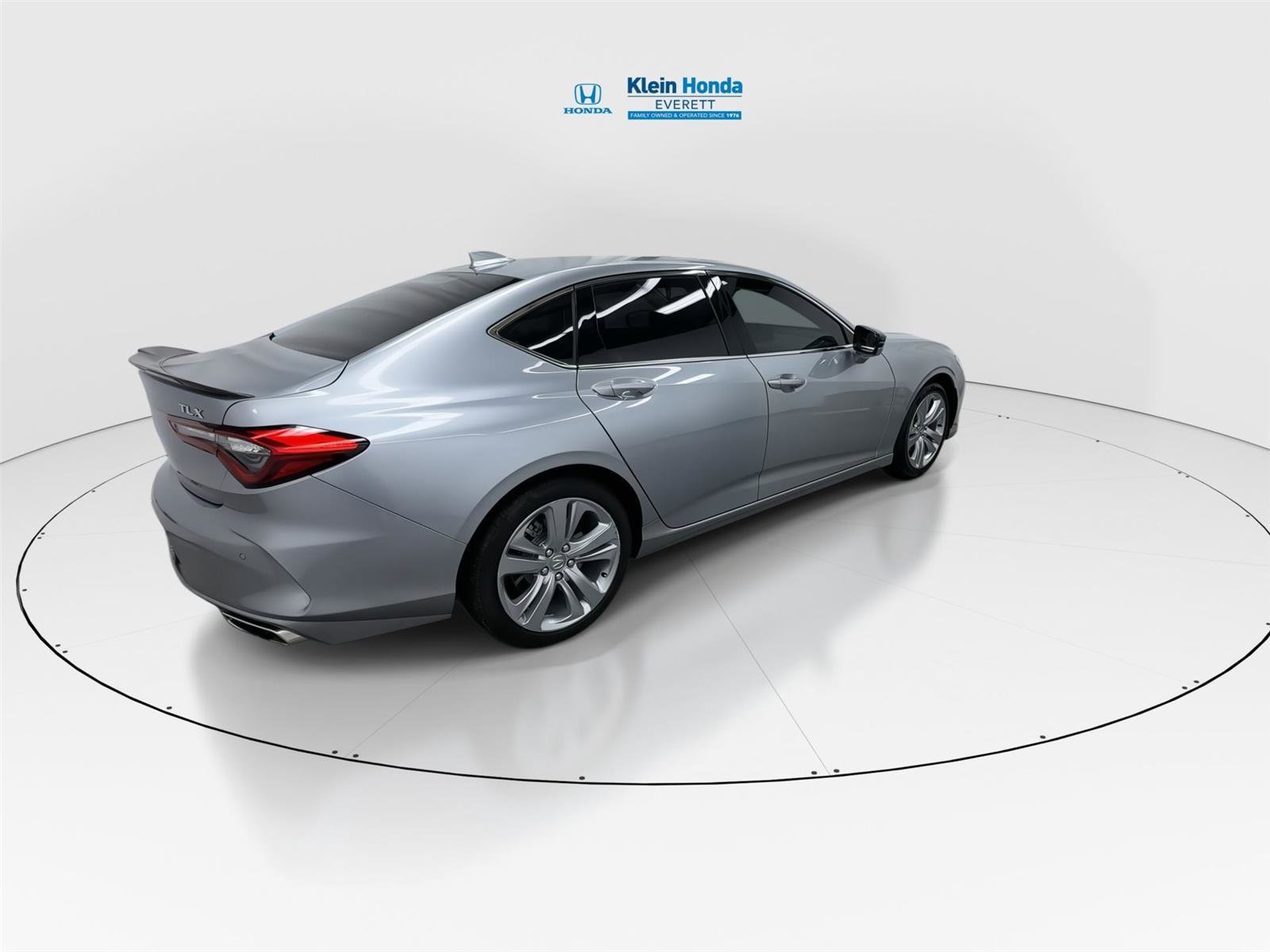 Used 2021 Acura TLX w/ Technology Package image 2