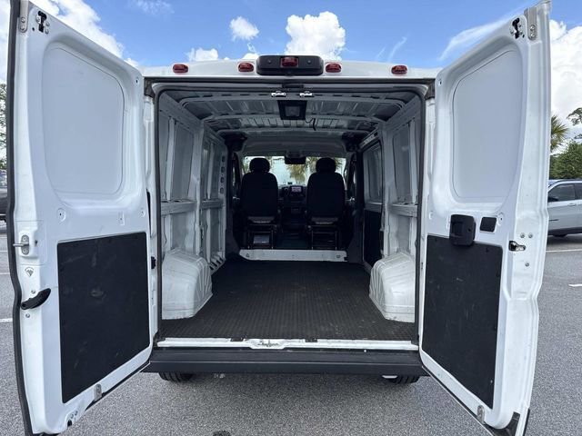 Used 2025 RAM ProMaster 2500 w/ Convenience Group FWD image 15