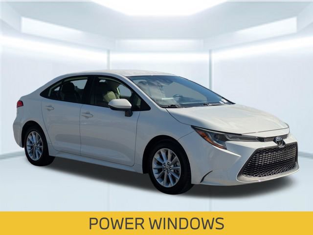 Used 2022 Toyota Corolla LE w/ LE Convenience Package image 9