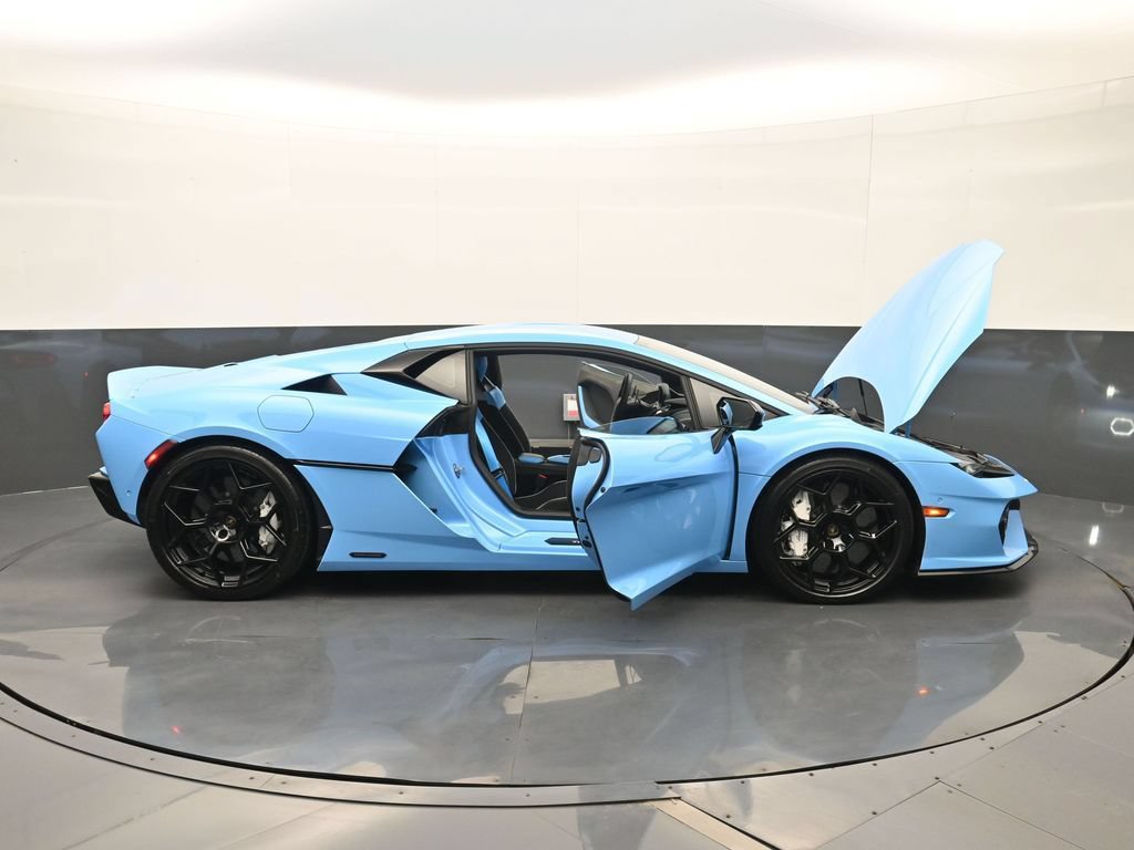 Used 2026 Lamborghini Temerario AWD/4WD image 29