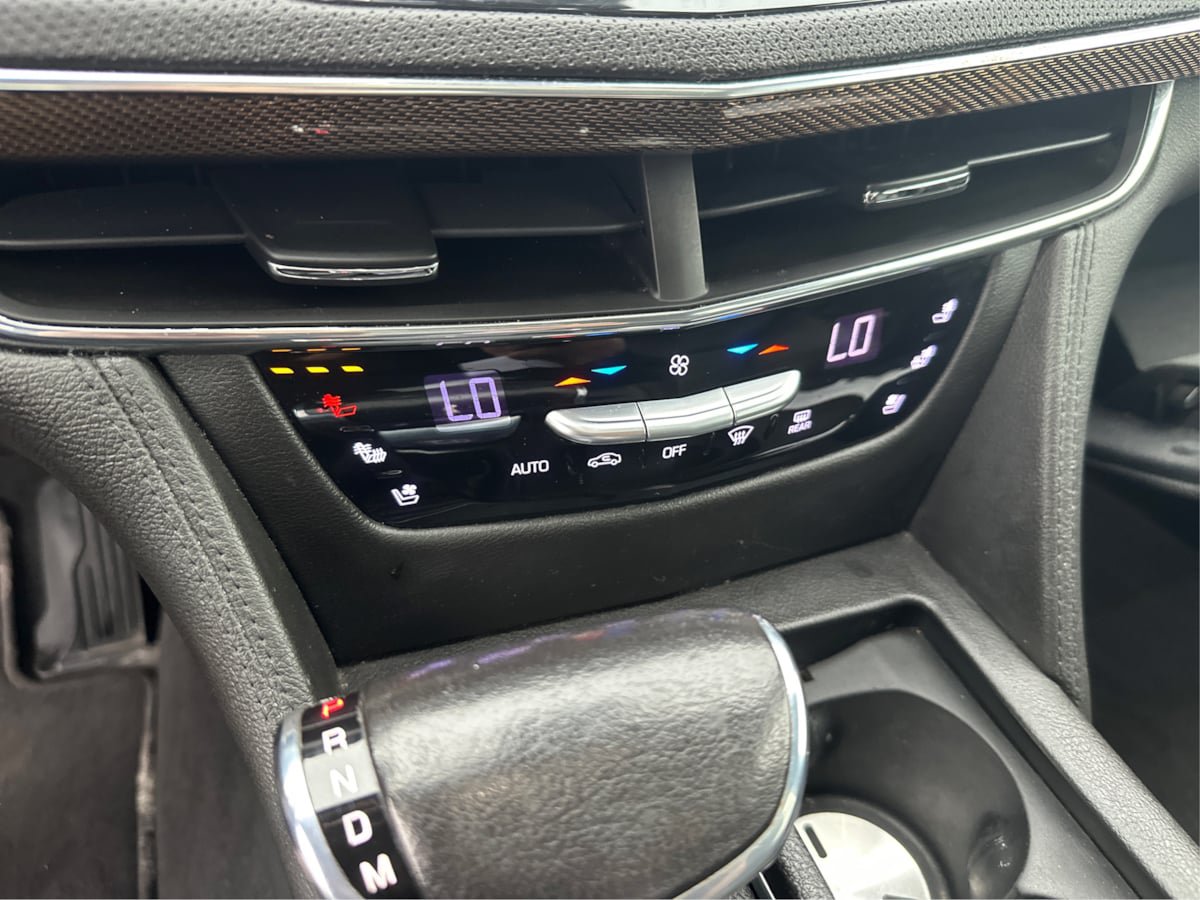 Used 2018 Cadillac CT6 Premium Luxury w/ Super Cruise Package AWD/4WD image 22