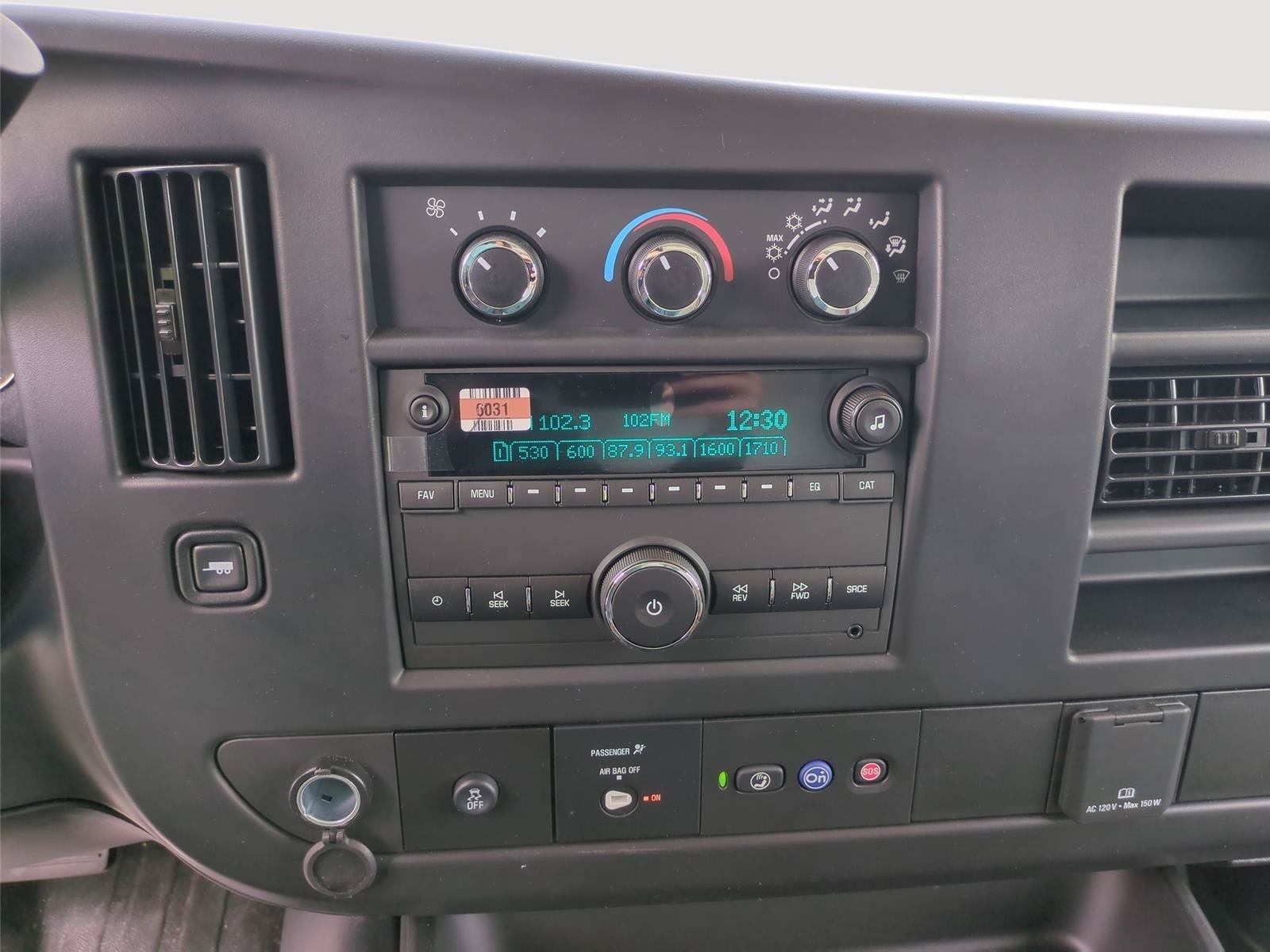 New 2025 Chevrolet Express 3500 w/ Power Convenience Package RWD image 21