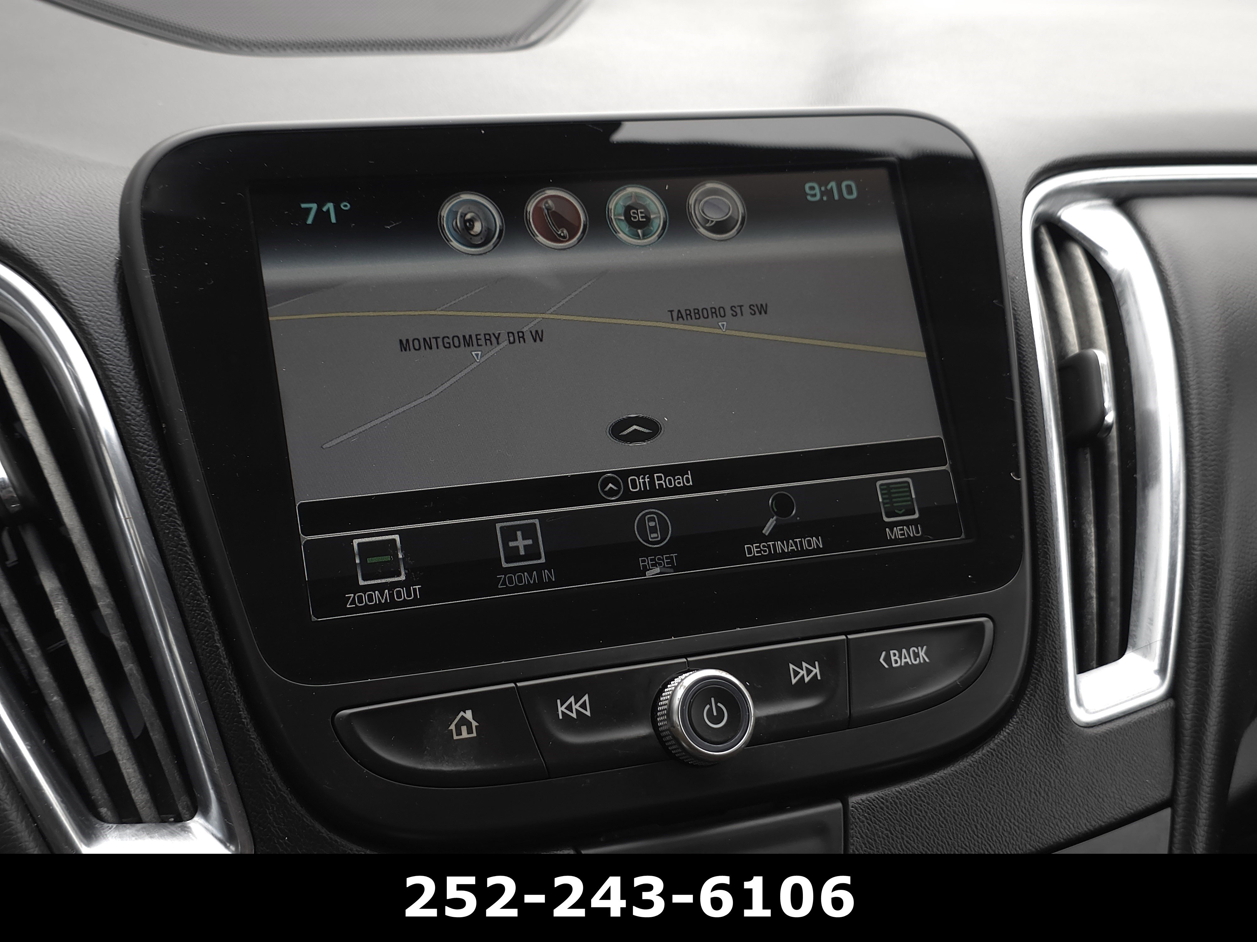 Used 2018 Chevrolet Malibu LT w/ Leather Package image 19