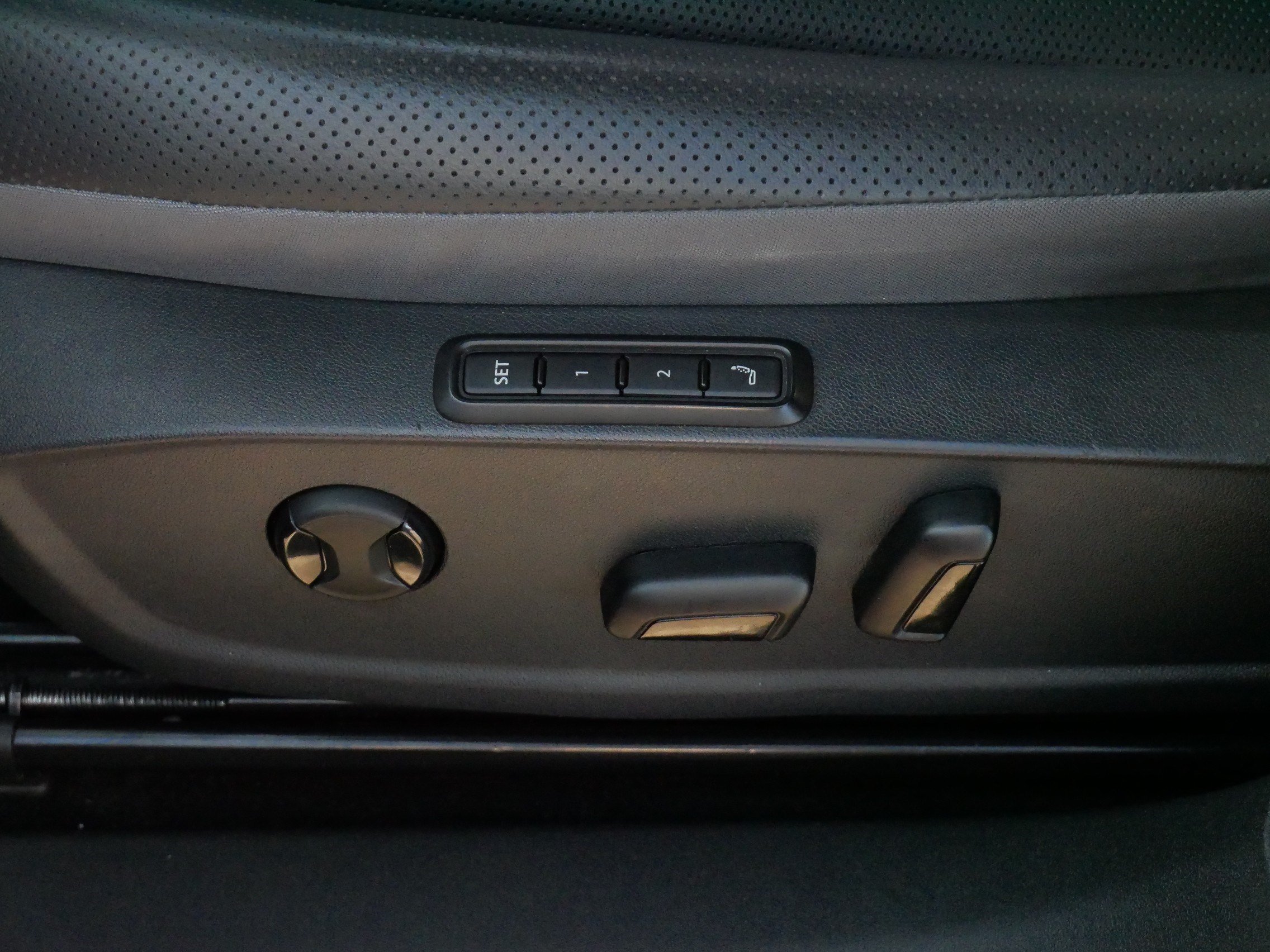 Certified 2024 Volkswagen ID.4 Pro S AWD/4WD image 20