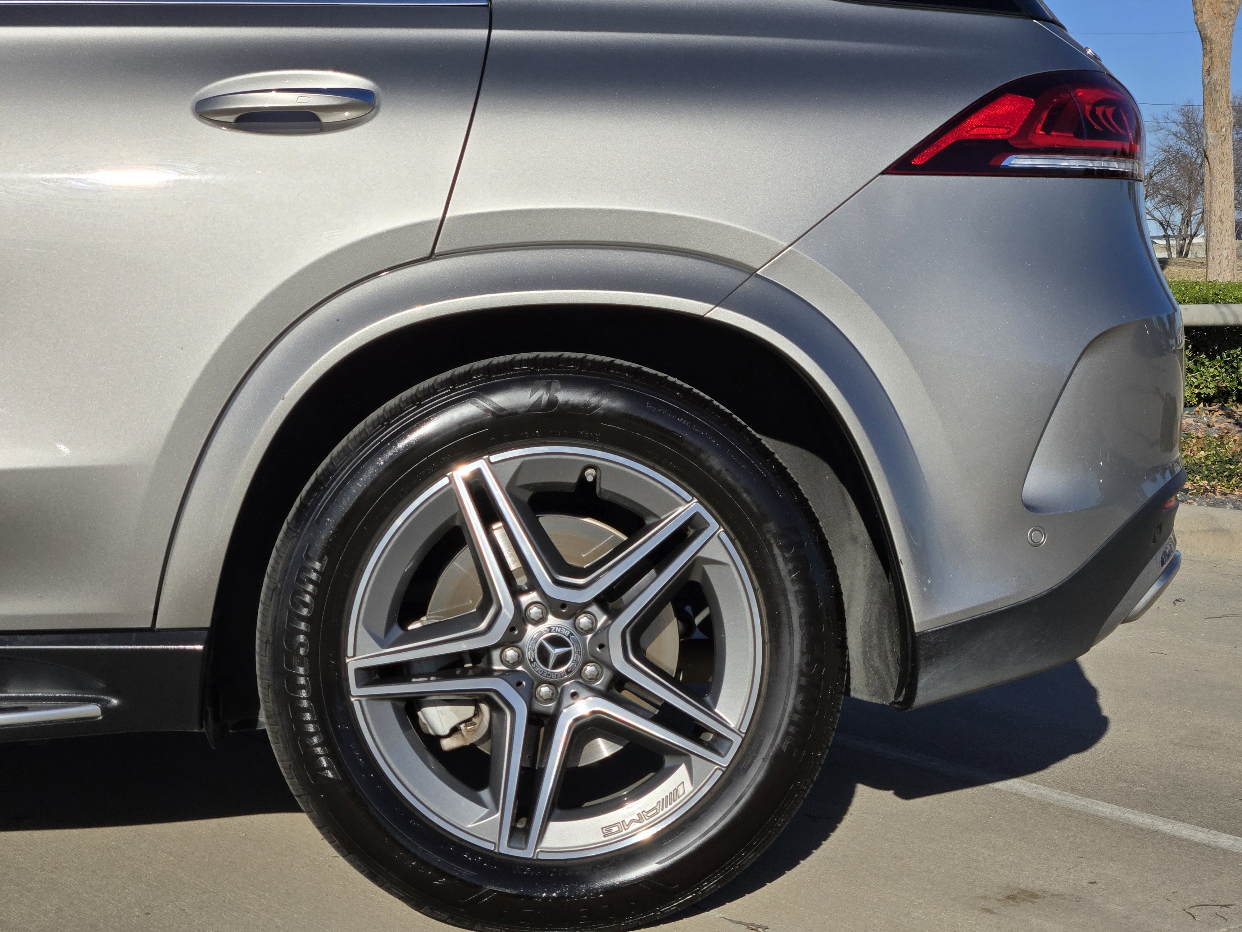 Used 2021 Mercedes-Benz GLE 450 4MATIC image 11