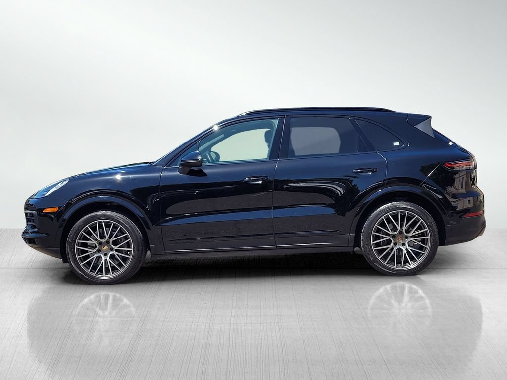 Used 2022 Porsche Cayenne w/ Premium Package AWD/4WD image 7