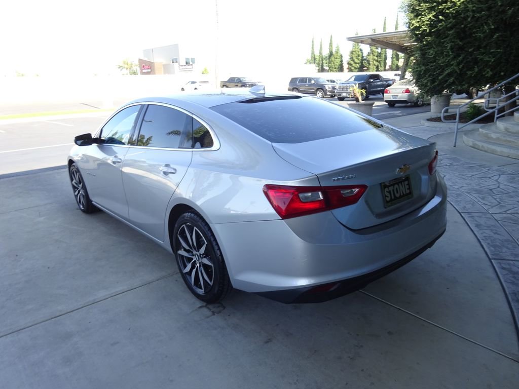 Used 2018 Chevrolet Malibu LT FWD image 5