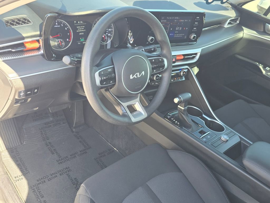 Used 2023 Kia K5 LXS FWD image 25