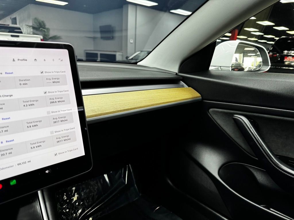 Used 2018 Tesla Model 3 Long Range AWD/4WD image 27