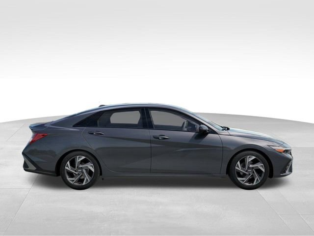 New 2026 Hyundai Elantra SEL Sport image 7