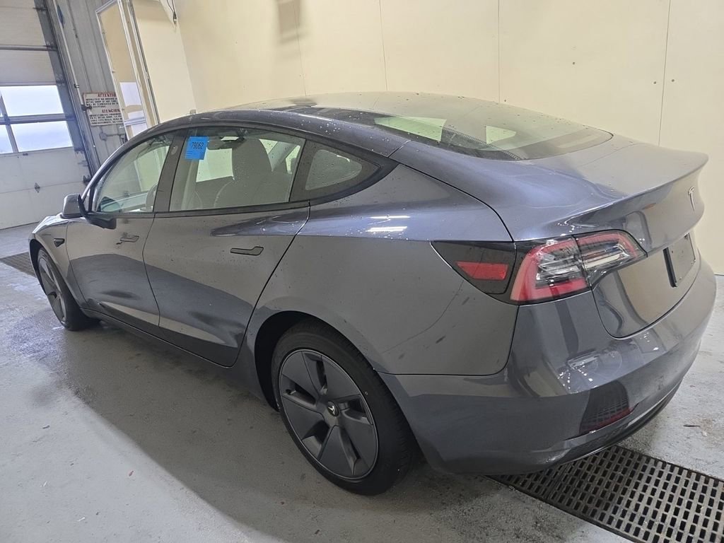 Used 2023 Tesla Model 3 Standard Range image 6