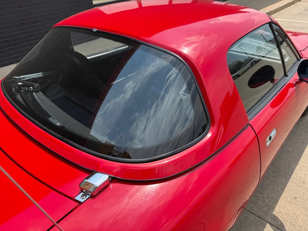 Used 1990 MAZDA MX-5 Miata RWD image 32