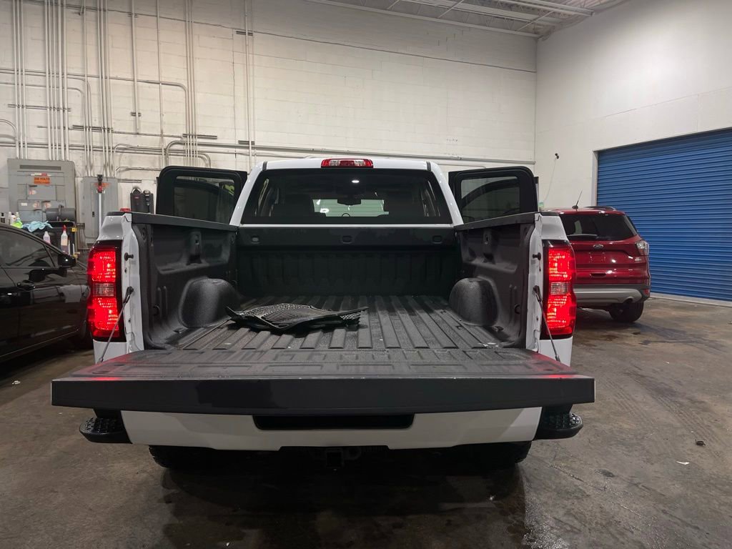 Used 2017 Chevrolet Silverado 1500 Custom w/ Custom Convenience Package image 15