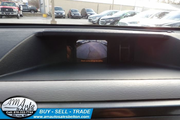Used 2012 Toyota Sienna SE FWD image 12