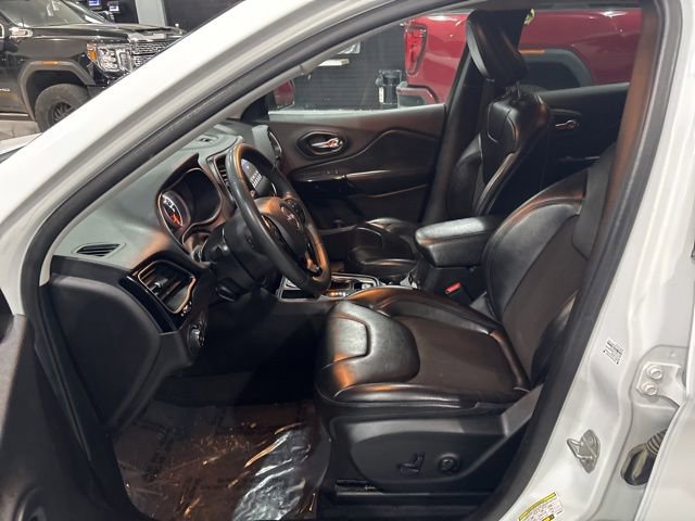 Used 2020 Jeep Cherokee Altitude image 14