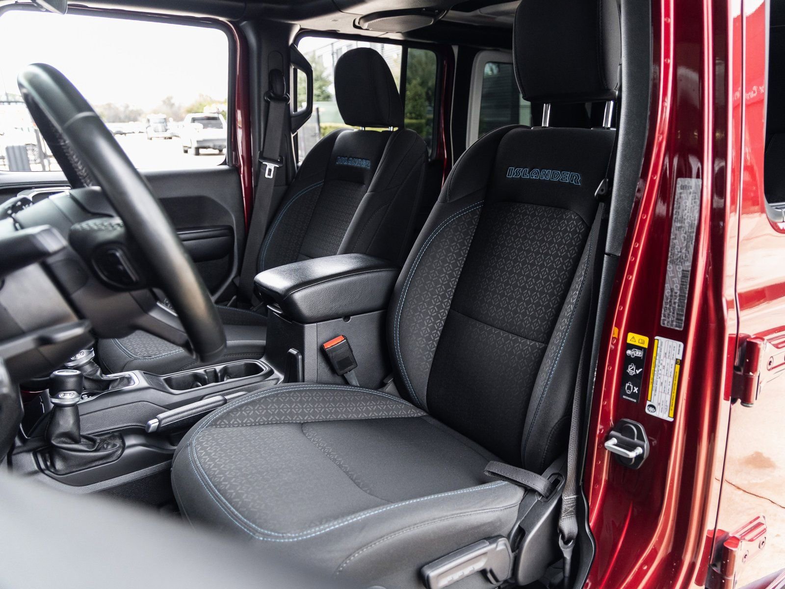 Used 2021 Jeep Wrangler Unlimited Islander image 23