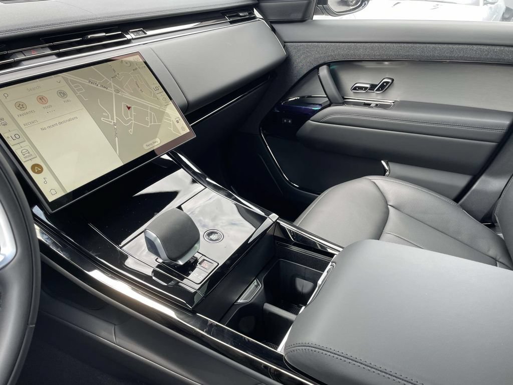 New 2026 Land Rover Range Rover Sport SE AWD/4WD image 30