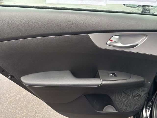 Used 2023 Kia Forte LXS w/ LXS Technology Package image 35