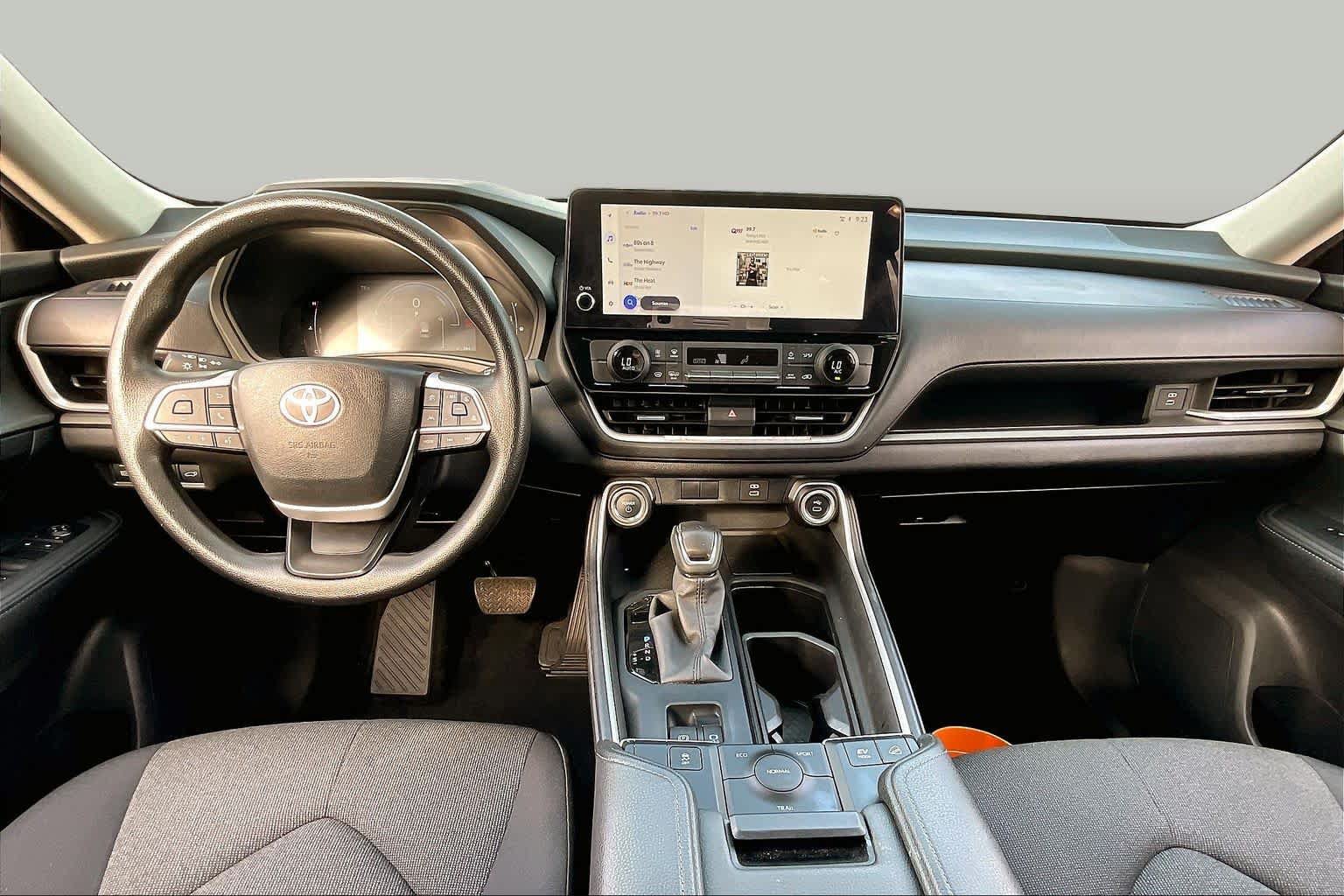 Used 2025 Toyota Grand Highlander AWD Hybrid image 15