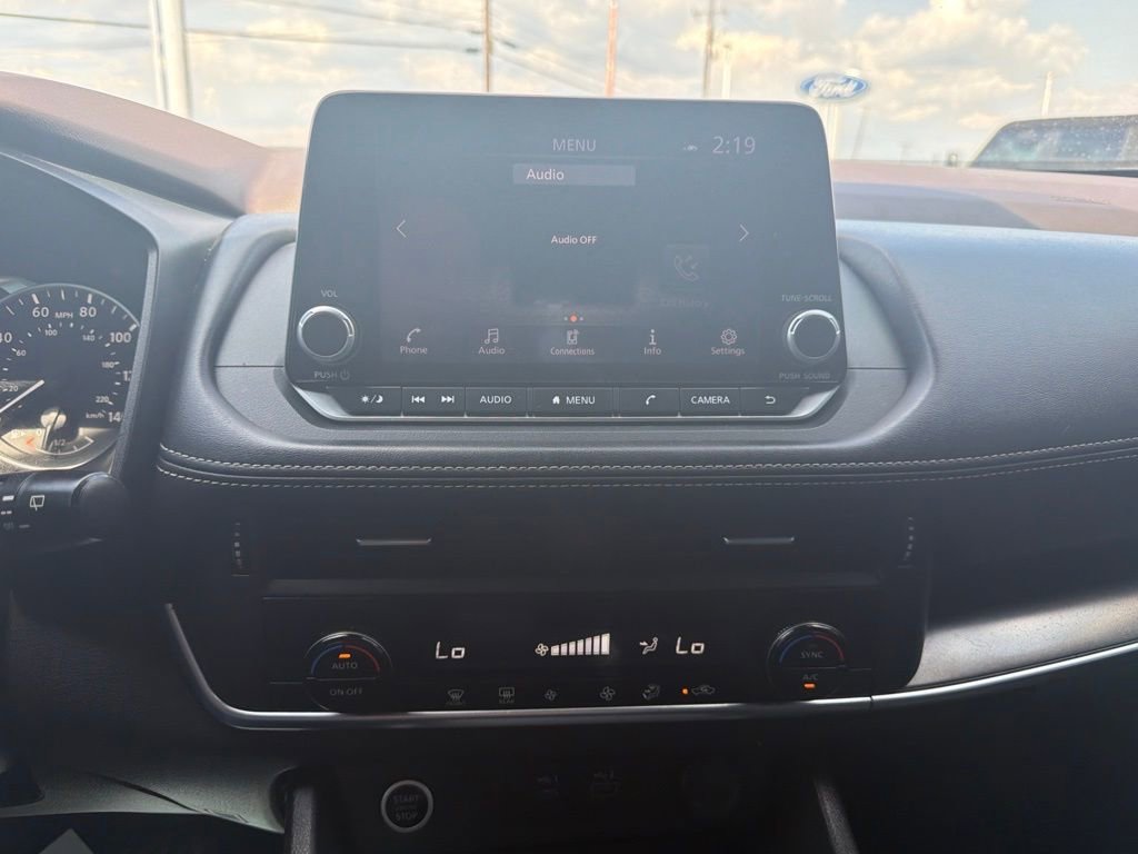 Used 2023 Nissan Rogue SV AWD/4WD image 25