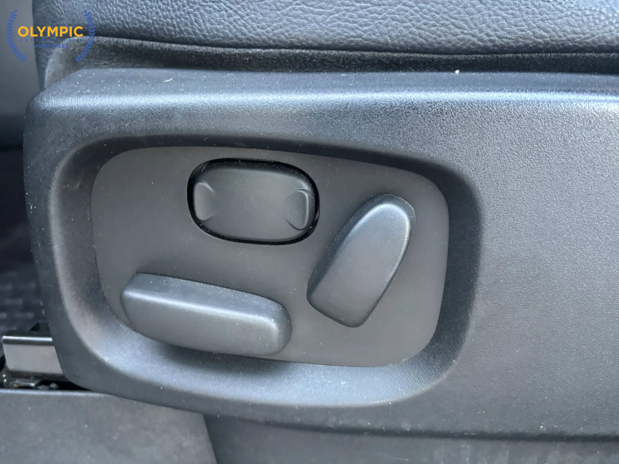 Used 2016 Land Rover LR4 HSE image 33