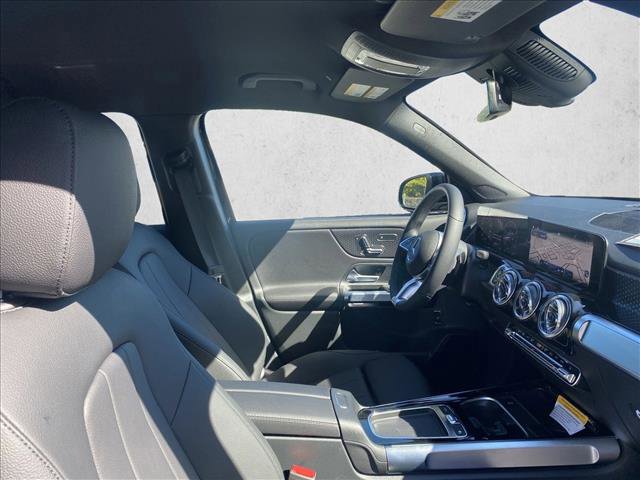 Used 2025 Mercedes-Benz GLB 250 image 24