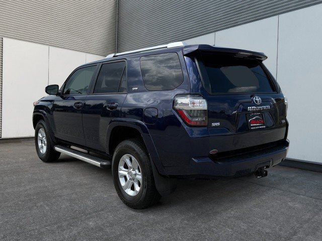 Used 2017 Toyota 4Runner SR5 AWD/4WD image 11