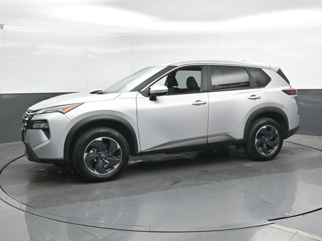 Used 2025 Nissan Rogue SV AWD/4WD image 9
