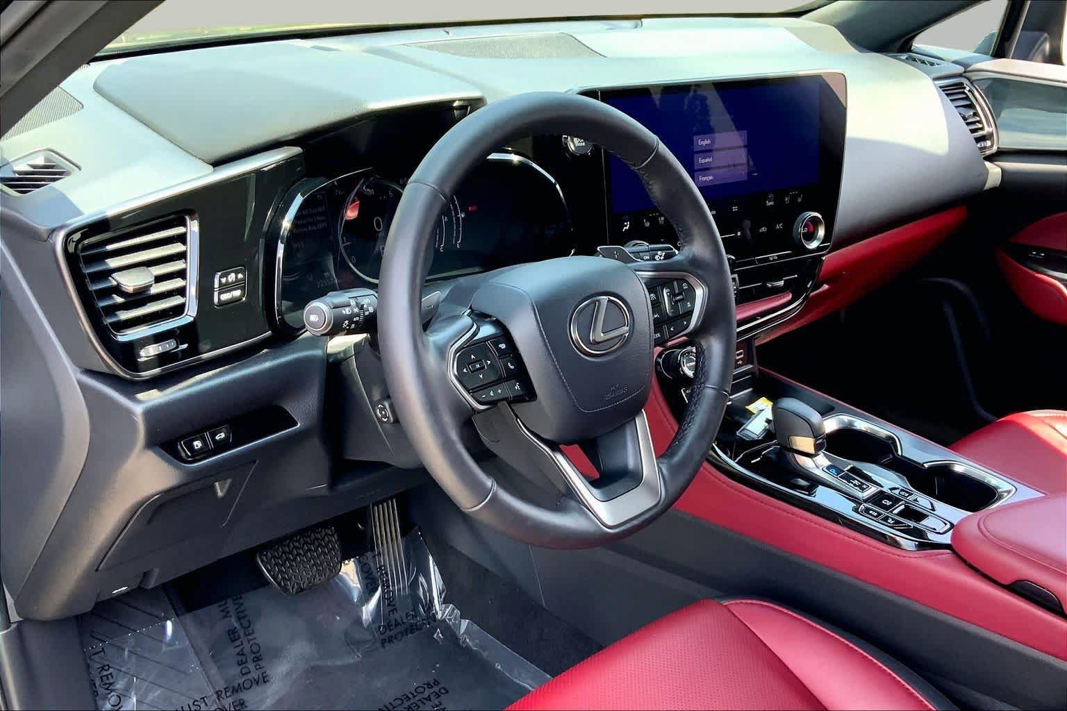 Certified 2025 Lexus NX 350 AWD w/ Accessory Package (2T) image 18
