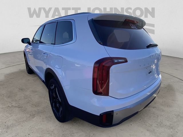 Used 2023 Kia Telluride S w/ S Sunroof Package FWD image 7