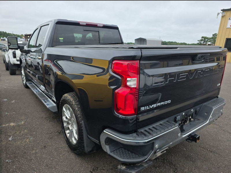 Used 2024 Chevrolet Silverado 1500 LTZ AWD/4WD image 4