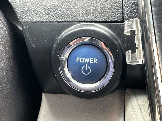 Used 2014 Toyota Camry LE FWD image 9