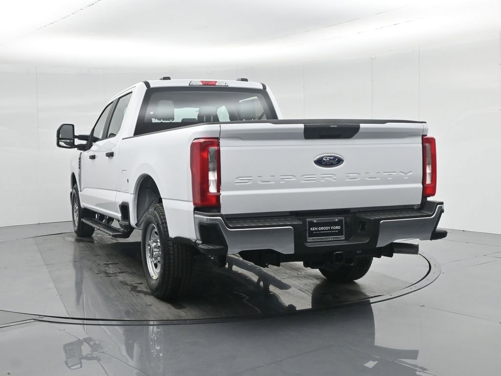 New 2026 Ford F250 XL w/ XL Chrome Package image 12