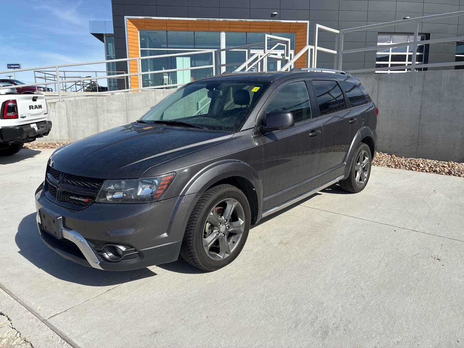 Used 2015 Dodge Journey Crossroad w/ Flexible Seating Group image 1