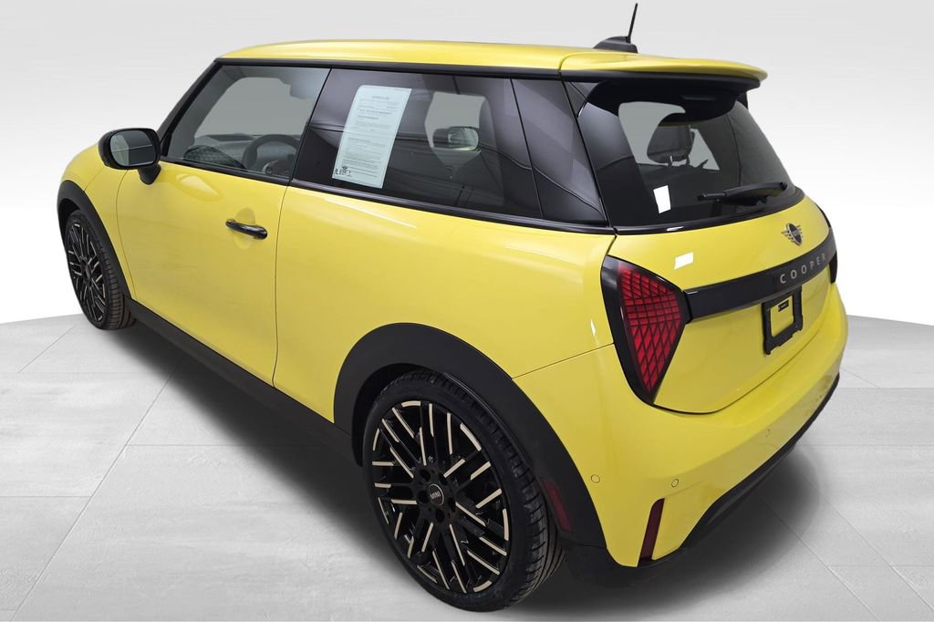 Certified 2025 MINI Cooper S image 7