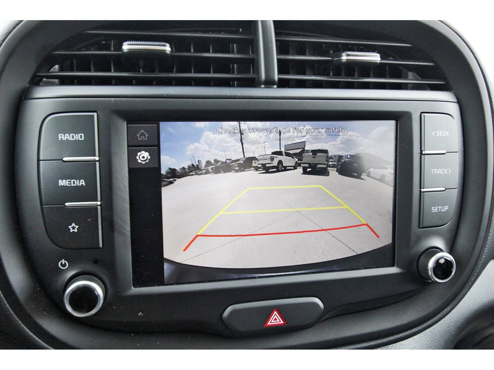Used 2025 Kia Soul LX FWD image 25
