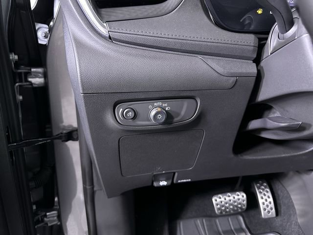 New 2026 Buick Encore GX Sport Touring w/ Advanced Technology Package FWD image 18