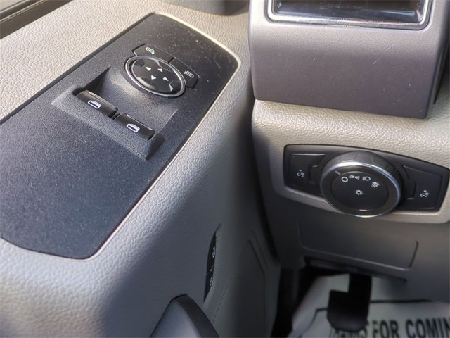 Used 2022 Ford F550 4x4 Regular Cab Super Duty image 26